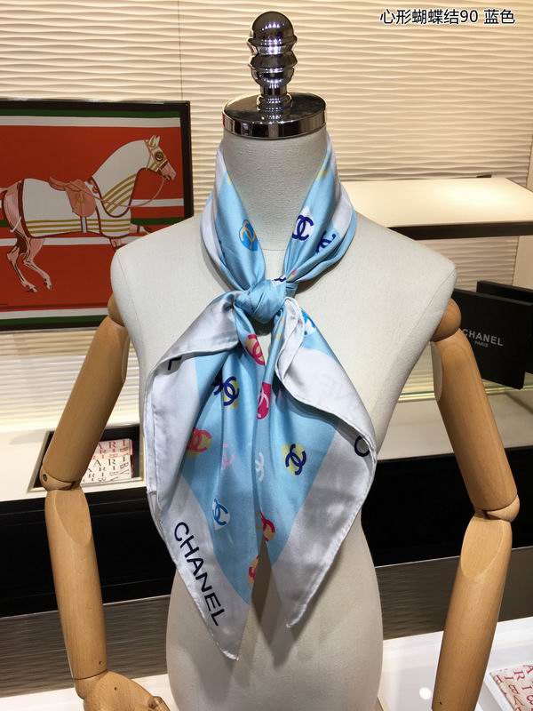 Chanel silk scarf 90X90cm E06 (11)